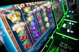 Tampilan utama game Tembak Ikan api155 dengan grafis HD dan berbagai senjata keren